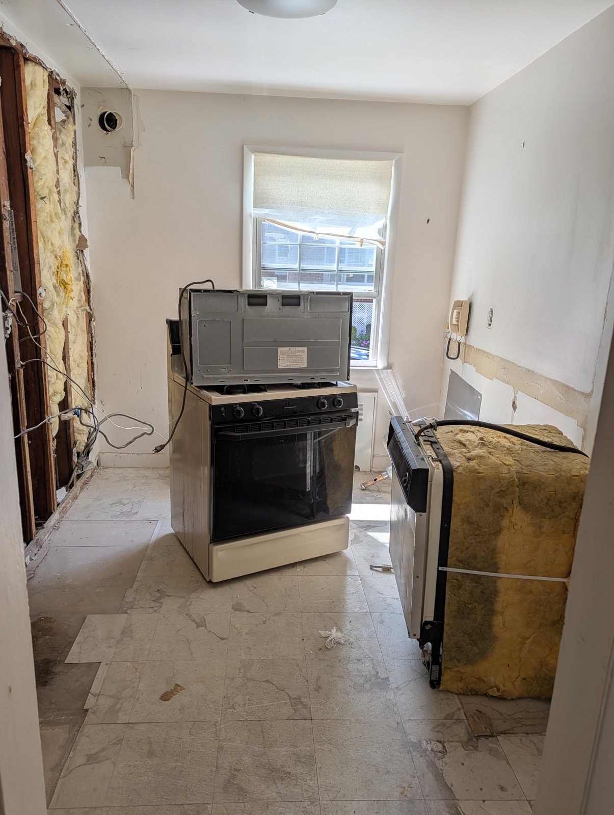 Hartsdale co-op kitchen renovation in progress: demolition / cabinet installation